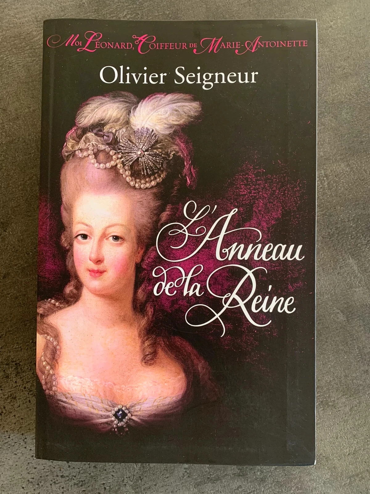 Livre l’anneau de la reine d’Olivier seigneur
